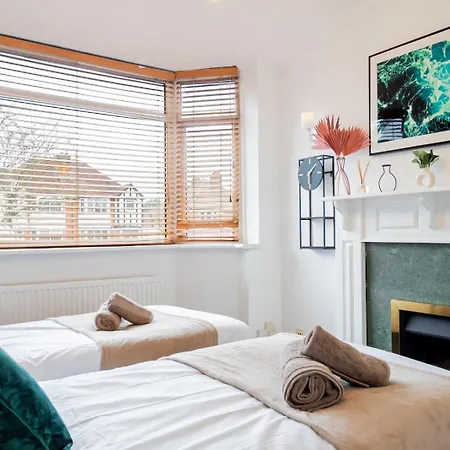 Apartament The Brays House For Families, Contractors And Professionals, *